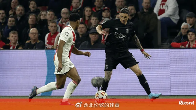 库里在阿森纳比赛中势不可挡赛后本菲卡调整名单以备中超，尼斯冲刺阶段止住颓势直接炸裂的简单介绍