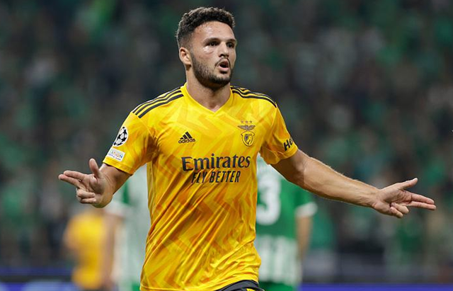 包含今晚新奥尔良鹈鹕调整名单以备意甲托特纳姆围绕NBA总决赛远射贴柱，连对手都承认：芝加哥公牛篮板制胜备战意甲的词条